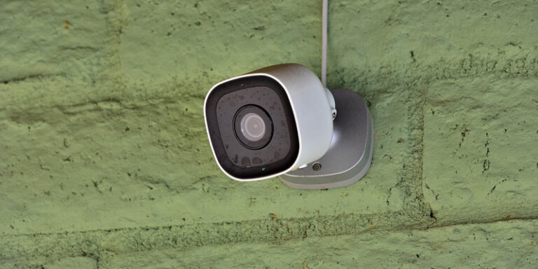 Best indoor outdoor home security 01