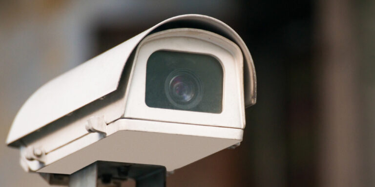 Wired wireless security cameras 01