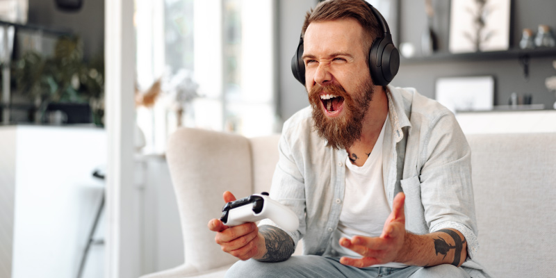 Best online games for gamers male palying ps4 01