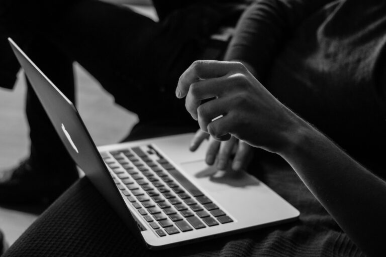Sergey zolkin uey8ati6d0 unsplash